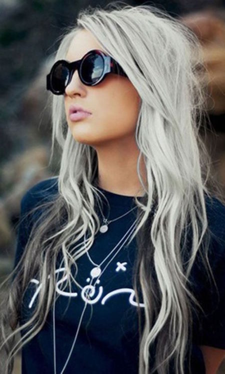 cheveux long blanc gris